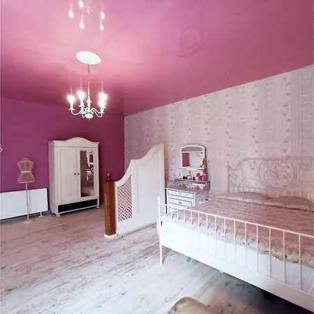 Retro House Ченстохова